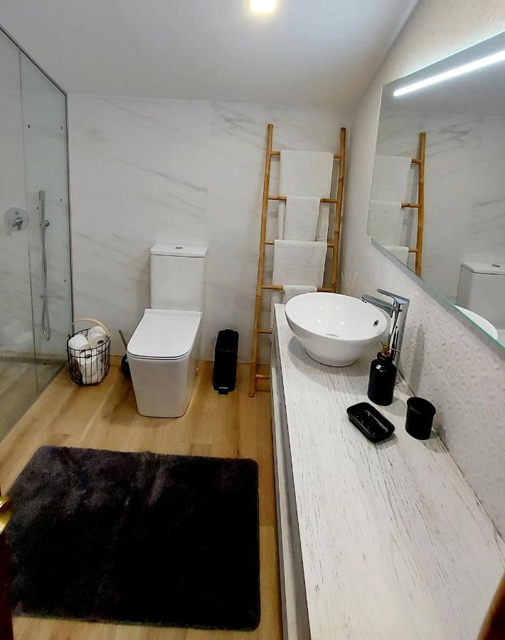 "Campello Beachside Duplex, Coastal Escape, Only 50 Meters From Sea" El Campello Ngoại thất bức ảnh